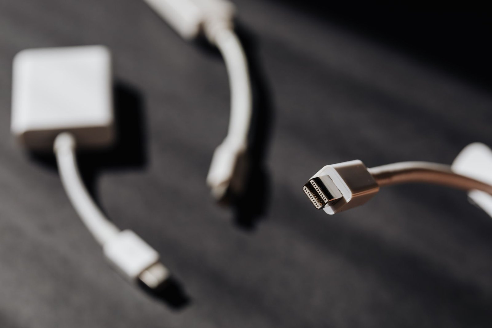 close up photo of usb cable